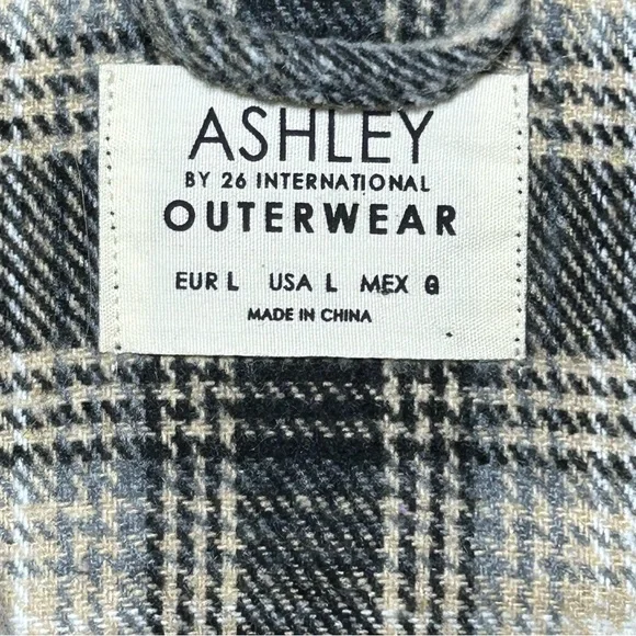 Ashley By 26 International Black and Cream Plaid Shirt Jacket-Shacket - Picture 5 of 8